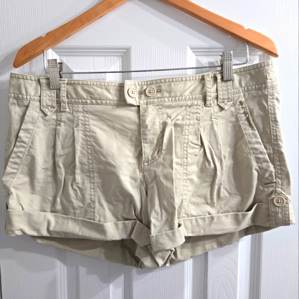 Y2K Juicy Couture Khaki Shorts Sz 10 EUC